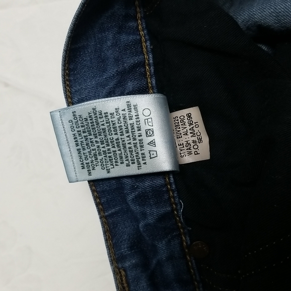 Joe's Jean's - Picture 6 of 9